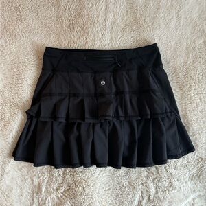 Lululemon Run Pace Setter Skirt in Black